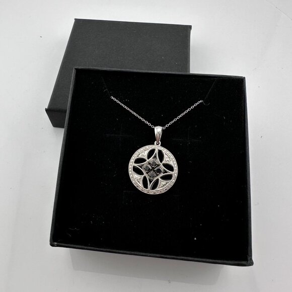 Elegant 1/2 Ct Black and White Diamond Sheath Necklace in Sterling Silver - Picture 11 of 11